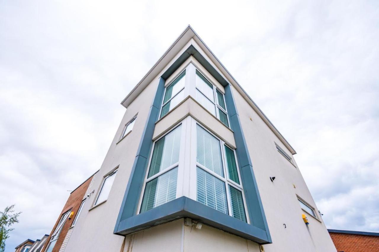 Royal Rooms At Coop Live Etihad, Sports City Manchester Bagian luar foto